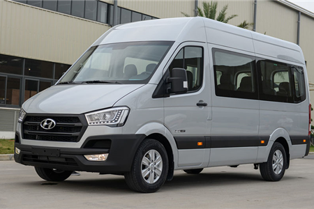 KIA SOLATI MINI BUS 16 SEATS -  CARS FOR FORGINNER BY MONTHLY